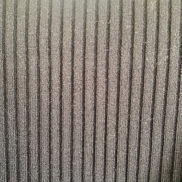 Arkis Punto V Neck Wolle-wool Top - Picture 2 of 6